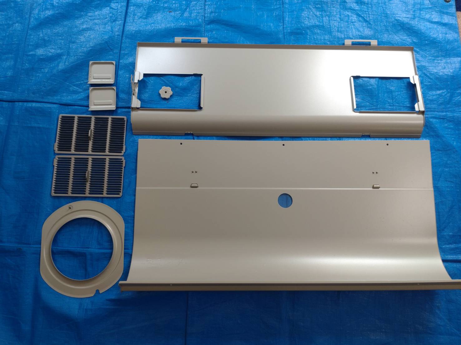 東京都品川区西大井のレンジフードクリーニングの作業前3