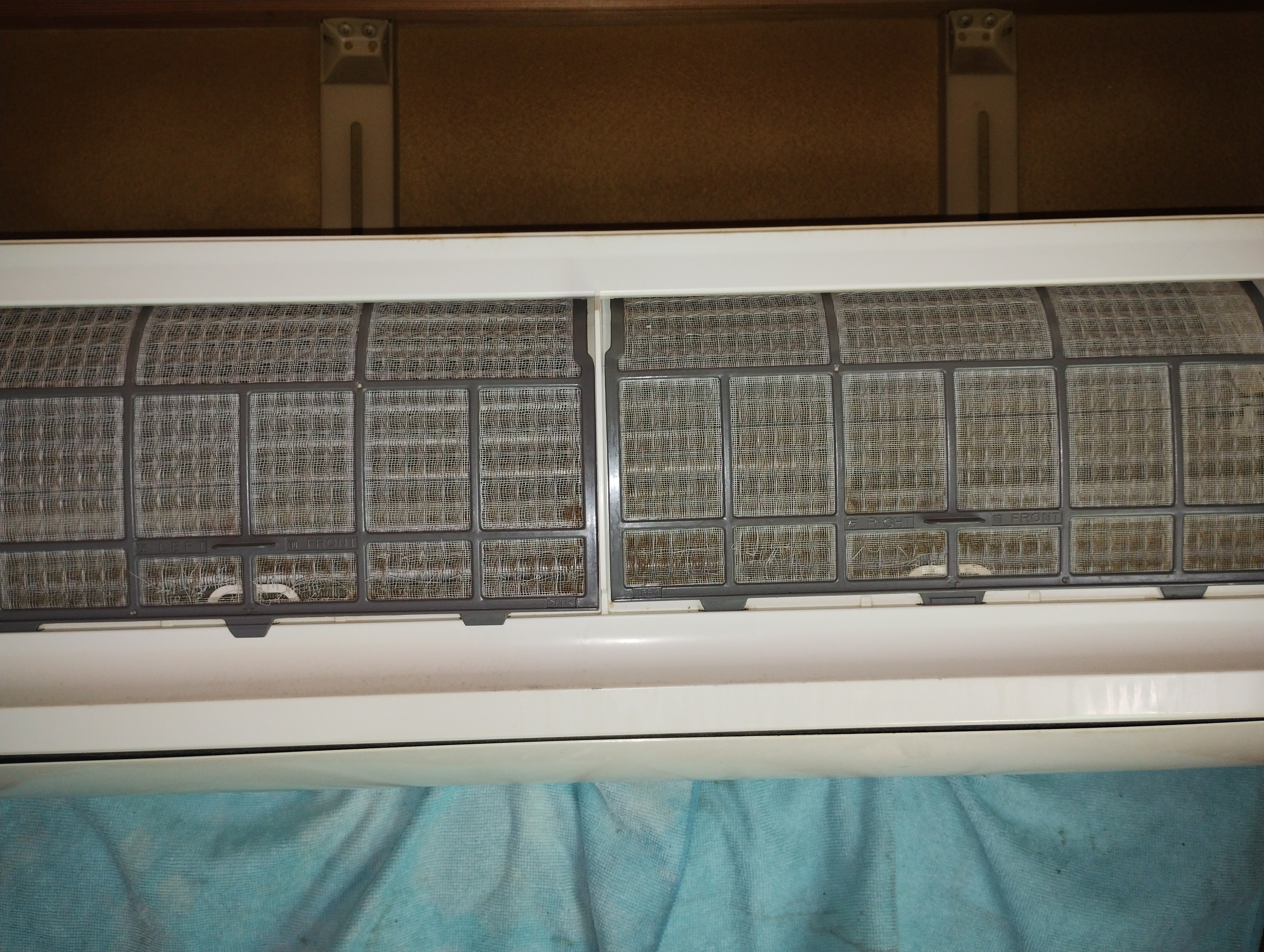 愛知県豊明市の壁掛けエアコンの作業前2