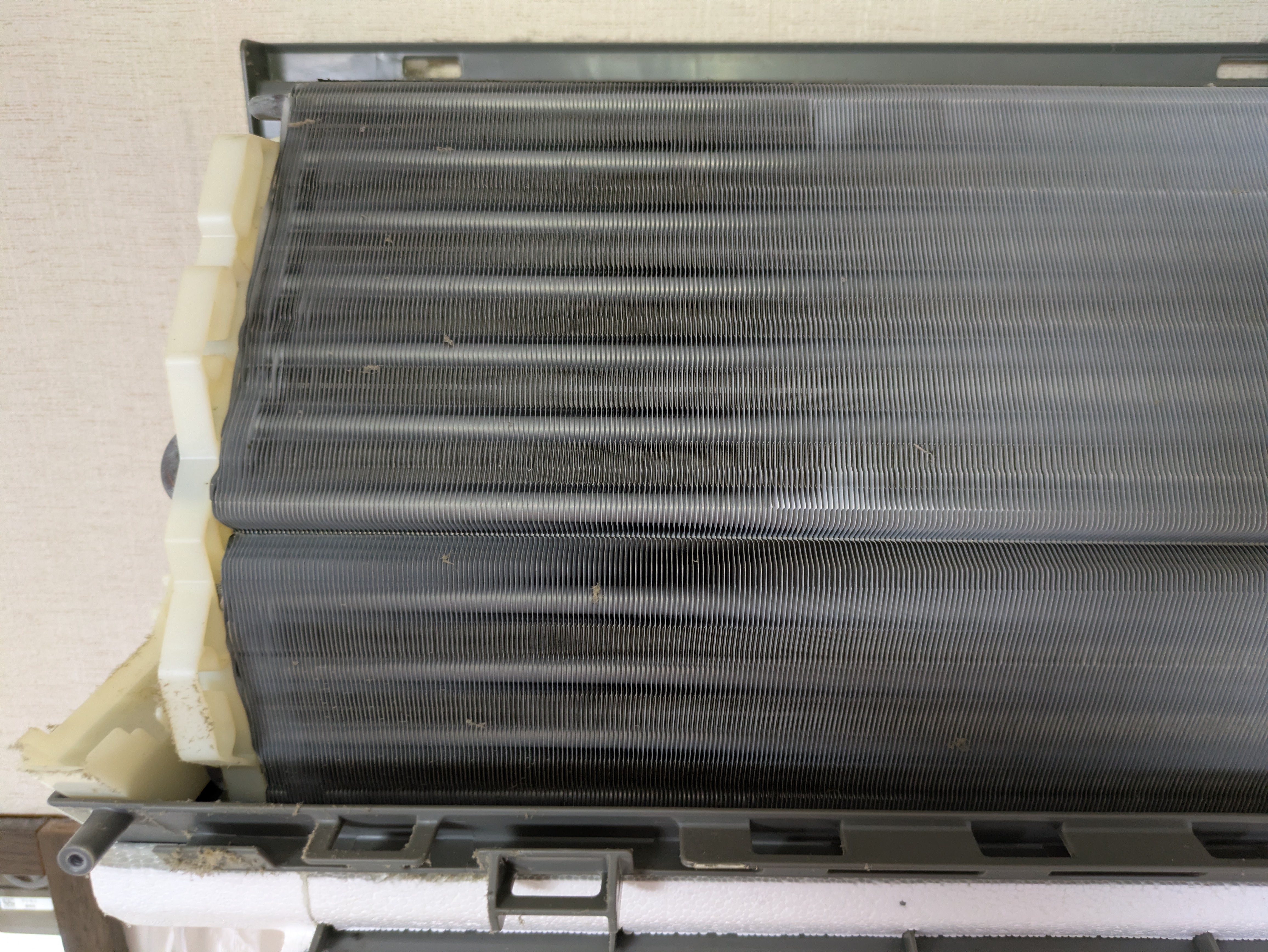 埼玉県さいたま市岩槻区本丸の壁掛けエアコンの作業前3