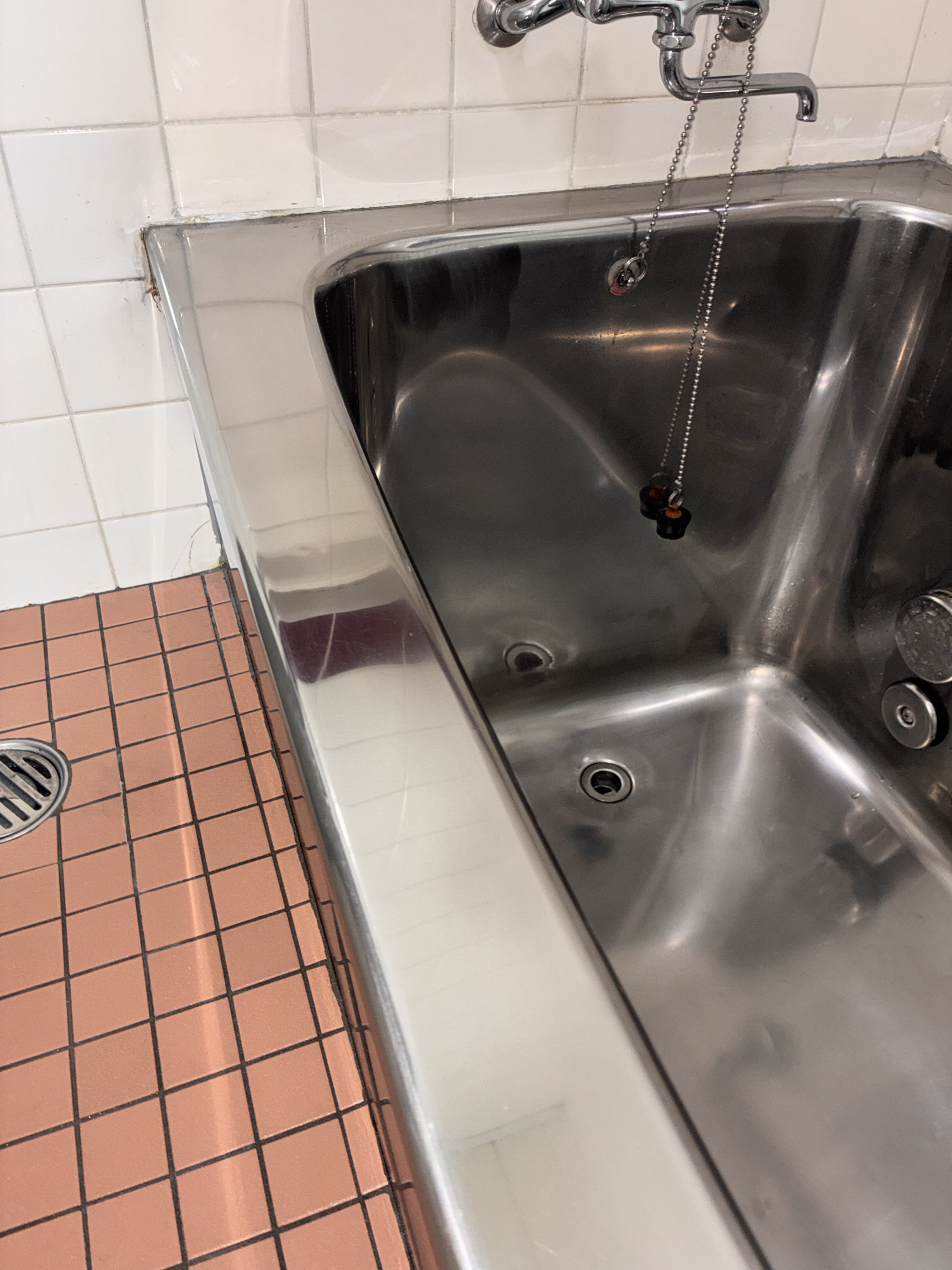 埼玉県朝霞市の浴室・お風呂クリーニングの作業後1