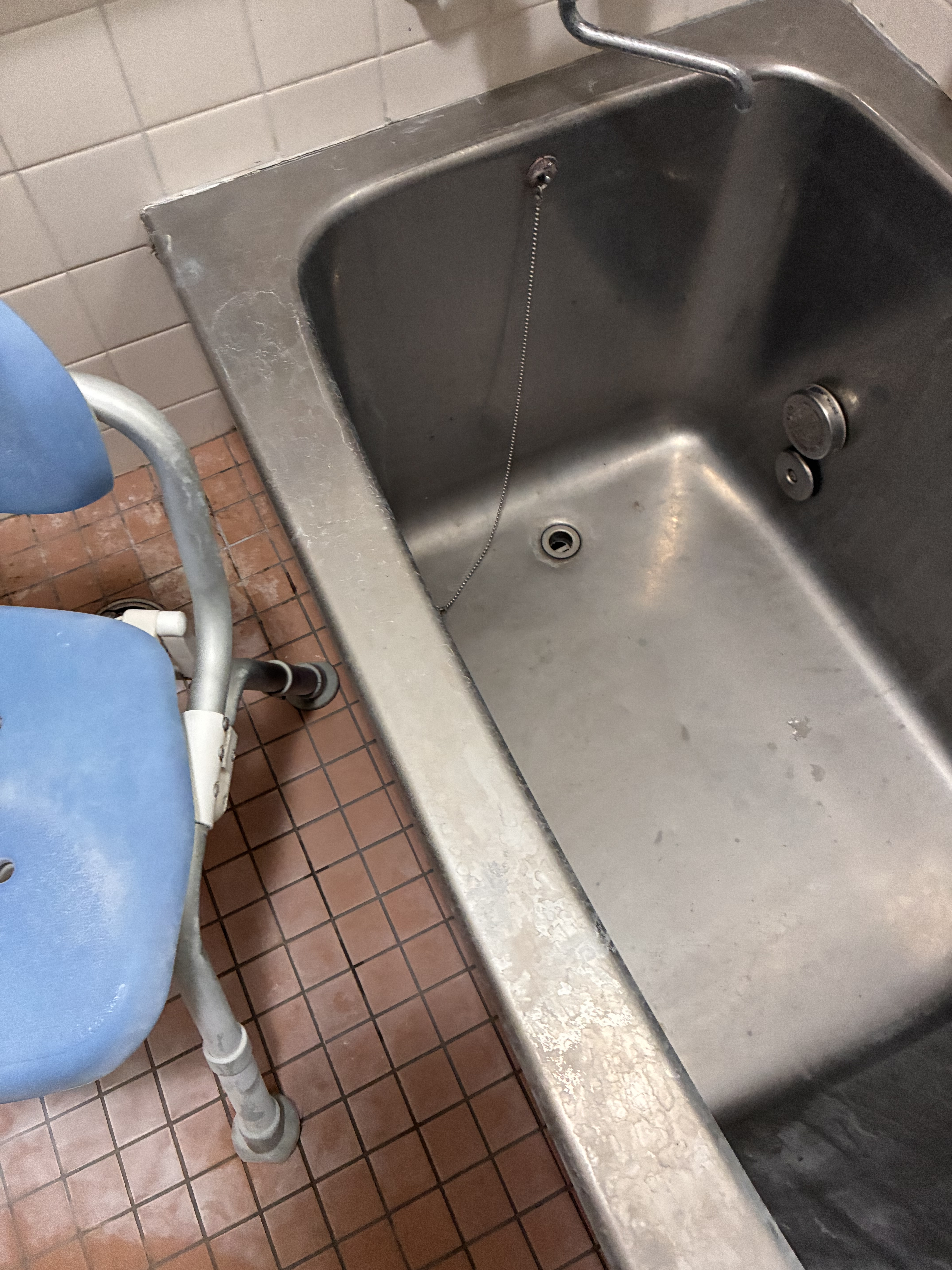 埼玉県朝霞市の浴室・お風呂クリーニングの作業前1