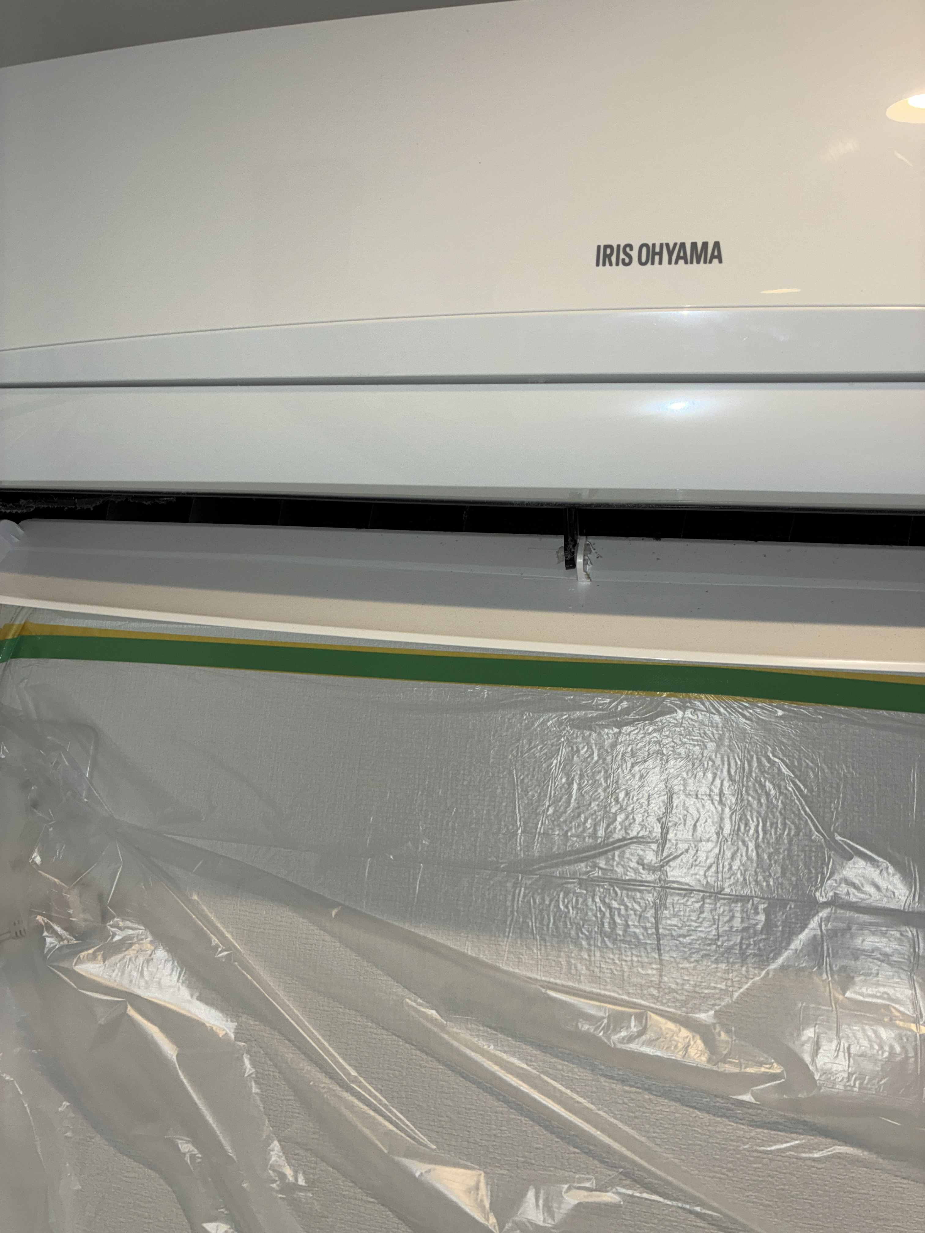 大阪府大阪狭山市の壁掛けエアコンの作業前3