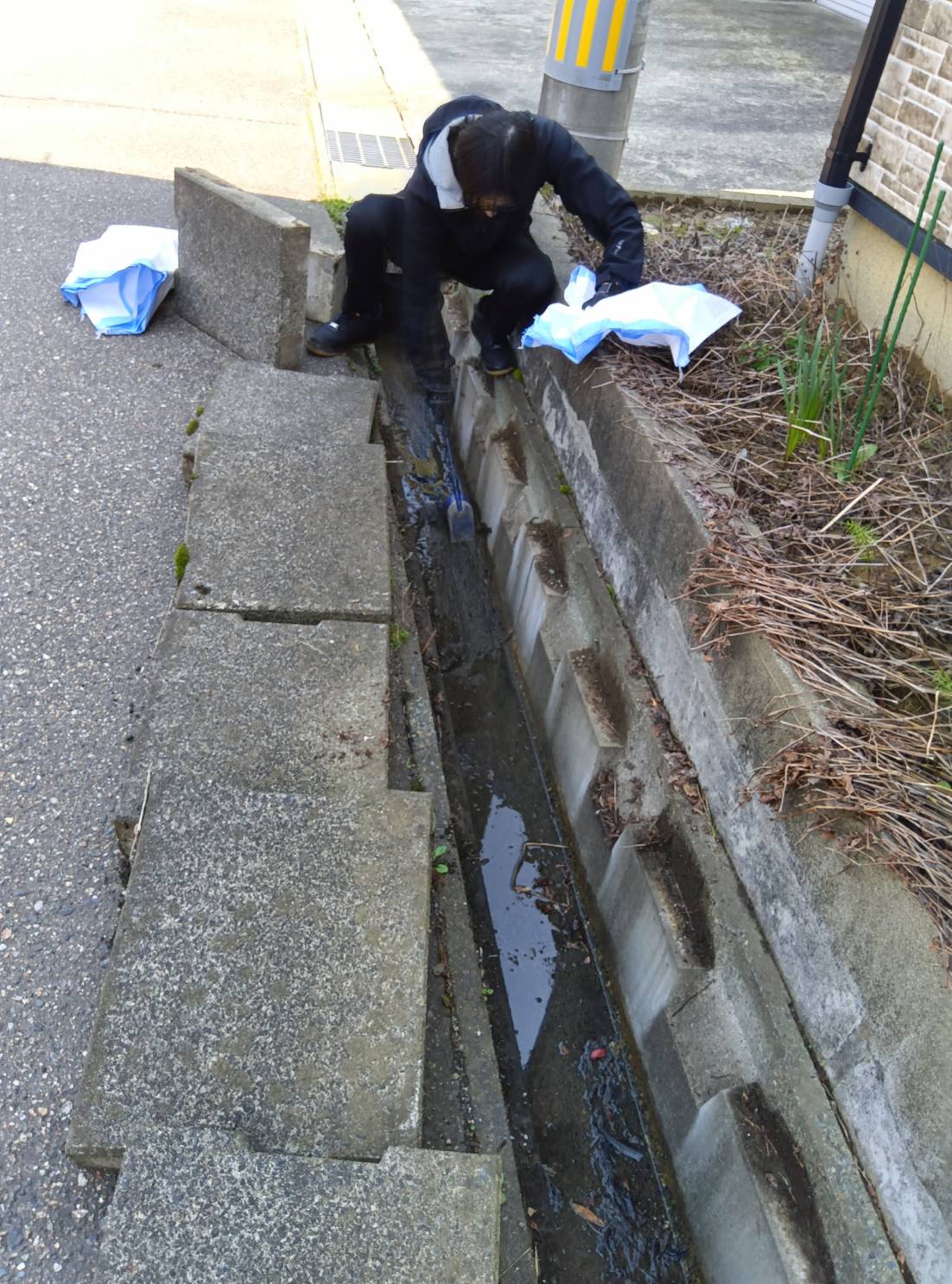 新潟県燕市吉田の外壁高圧洗浄の作業後1