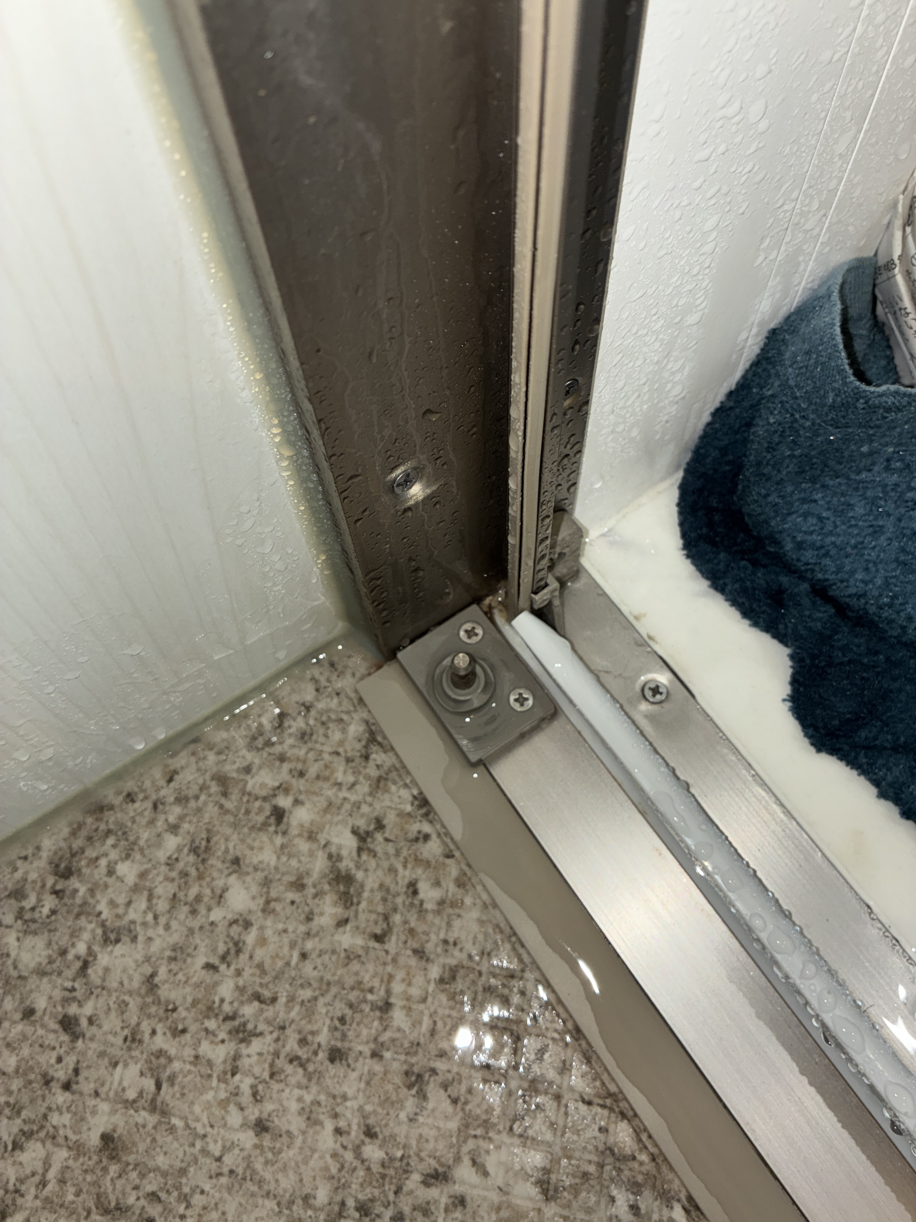 大阪府大阪狭山市の浴室・お風呂クリーニングの作業後3