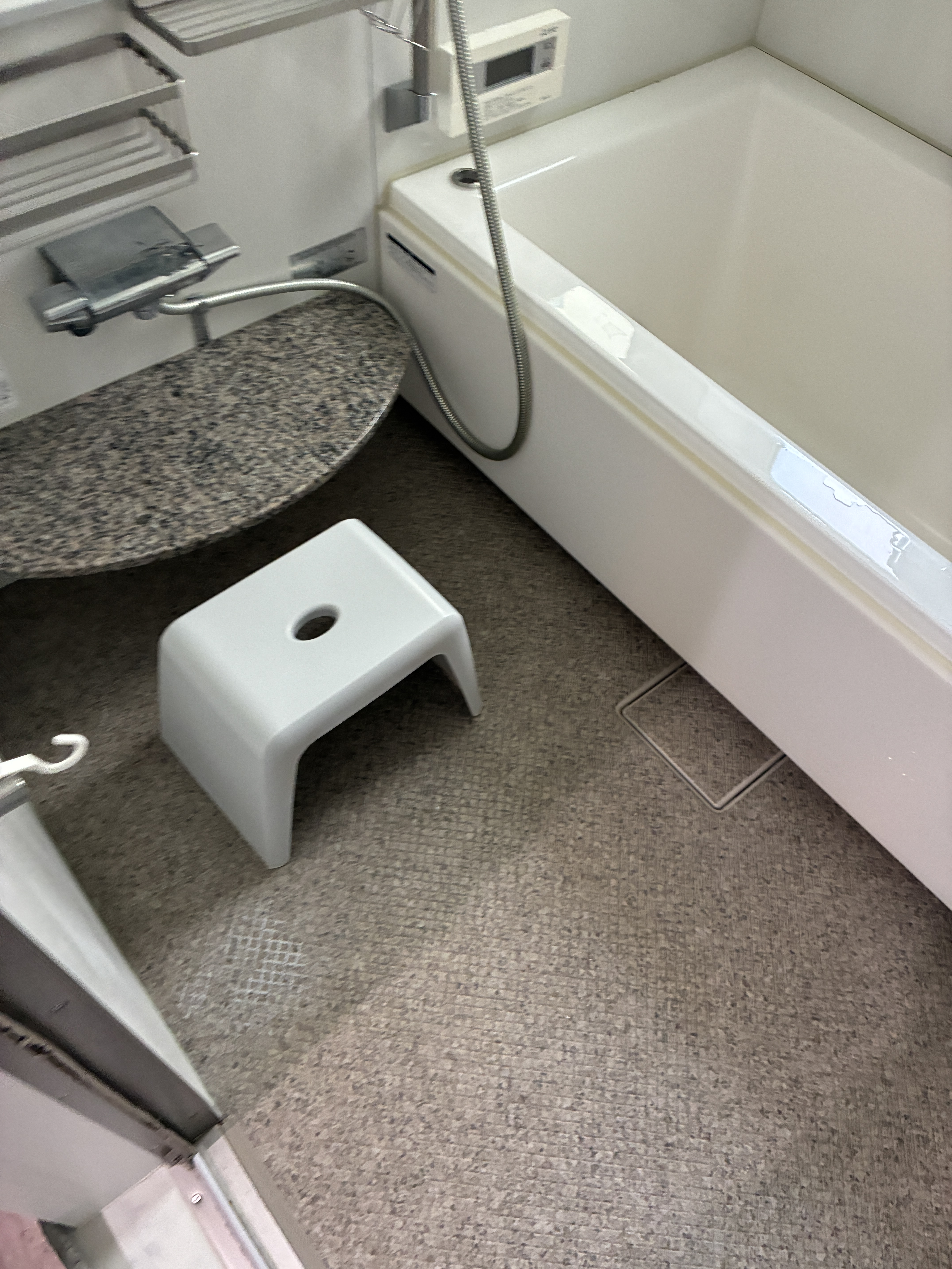 大阪府大阪狭山市の浴室・お風呂クリーニングの作業前2