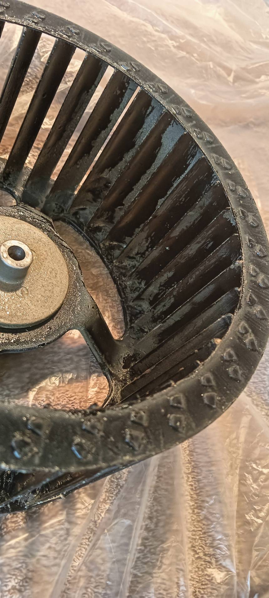 千葉県木更津市のレンジフードクリーニングの作業前2