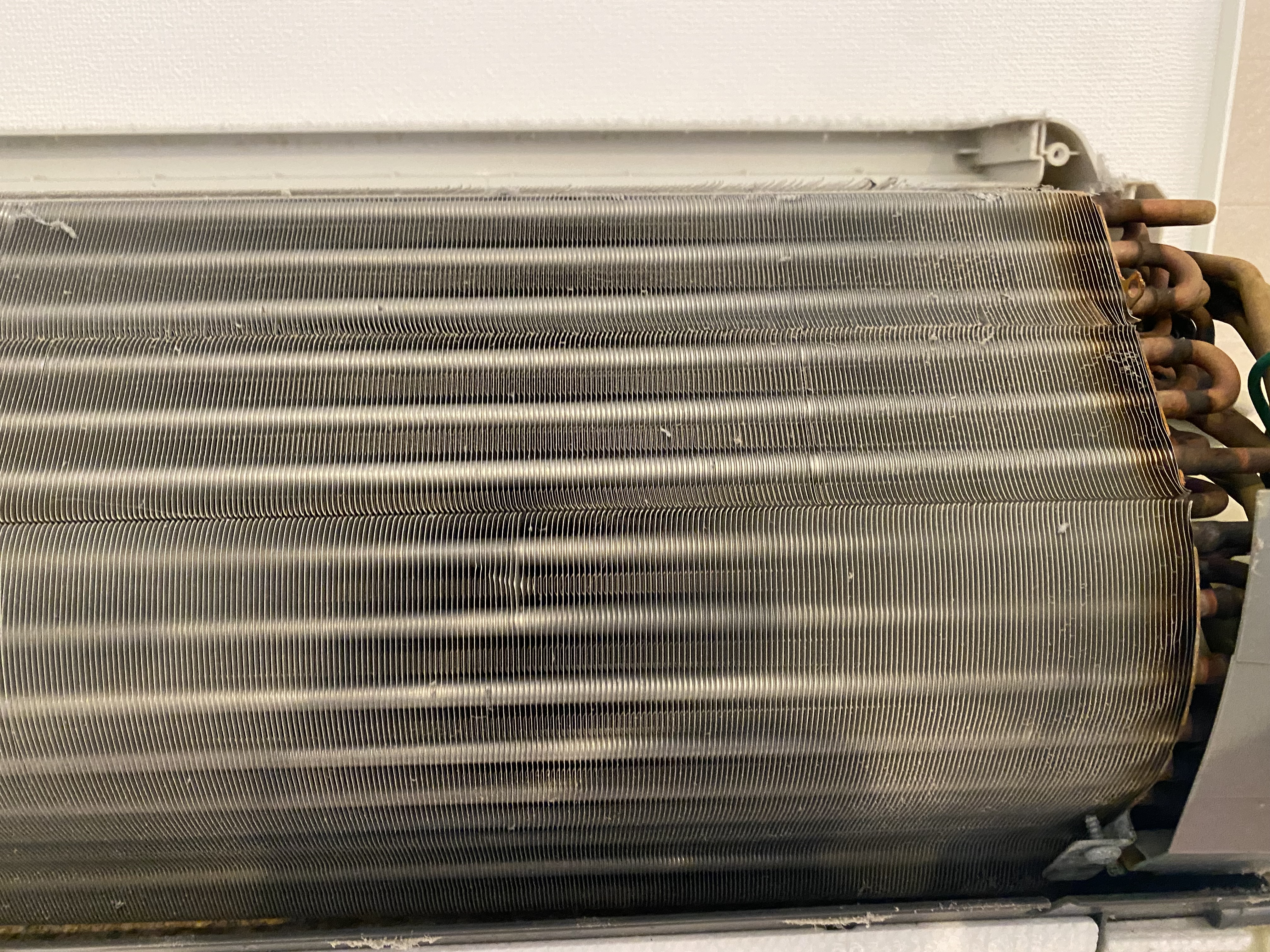 愛知県名古屋市昭和区のお掃除機能付きエアコンの作業前2