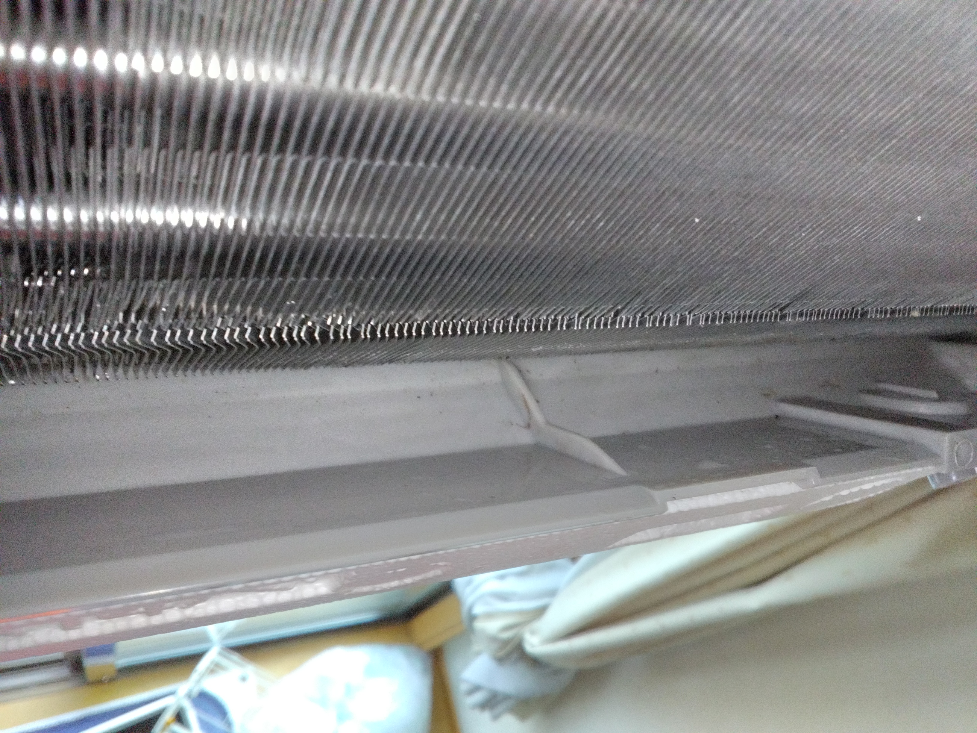 山梨県大月市のお掃除機能付きエアコンの作業後2