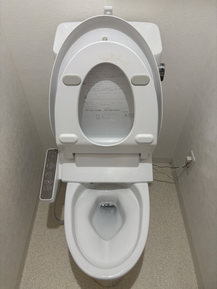 東京都豊島区のトイレクリーニングの作業後1