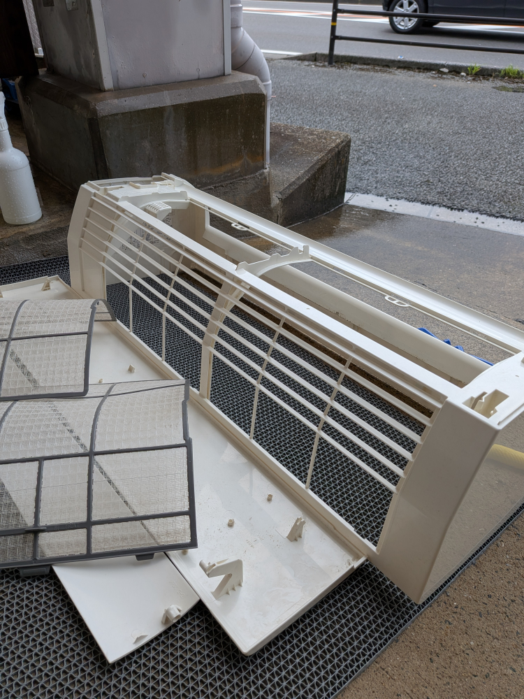 福岡県糟屋郡粕屋町の壁掛けエアコンの作業後1