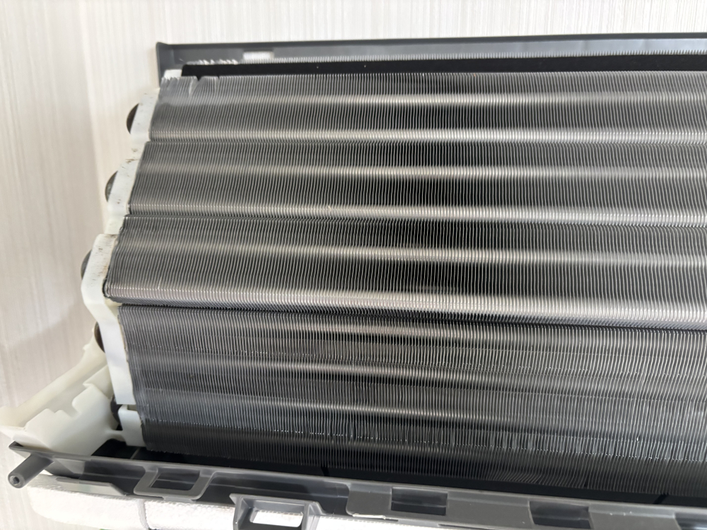 宮城県仙台市太白区富沢西のお掃除機能付きエアコンの作業前1