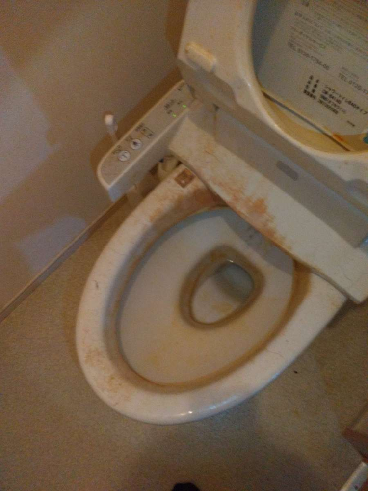 熊本県菊池郡大津町のトイレクリーニングの作業前1