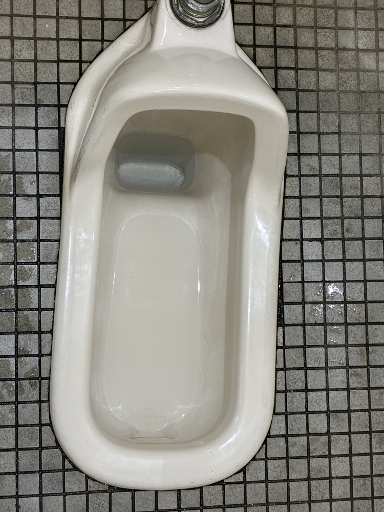 大阪府東大阪市のトイレクリーニングの作業後2