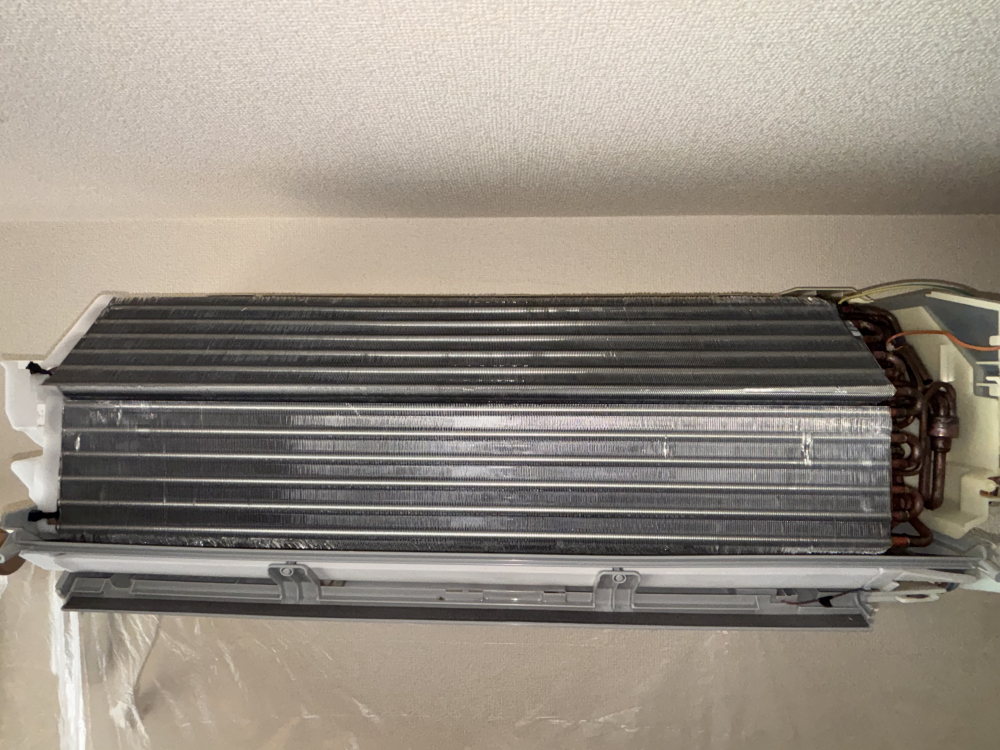 埼玉県春日部市のお掃除機能付きエアコンの作業後1