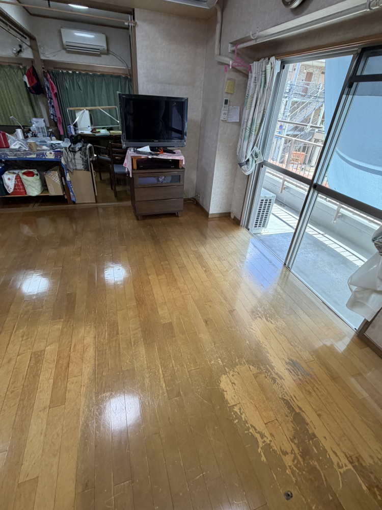埼玉県狭山市のフローリングクリーニングの作業後2
