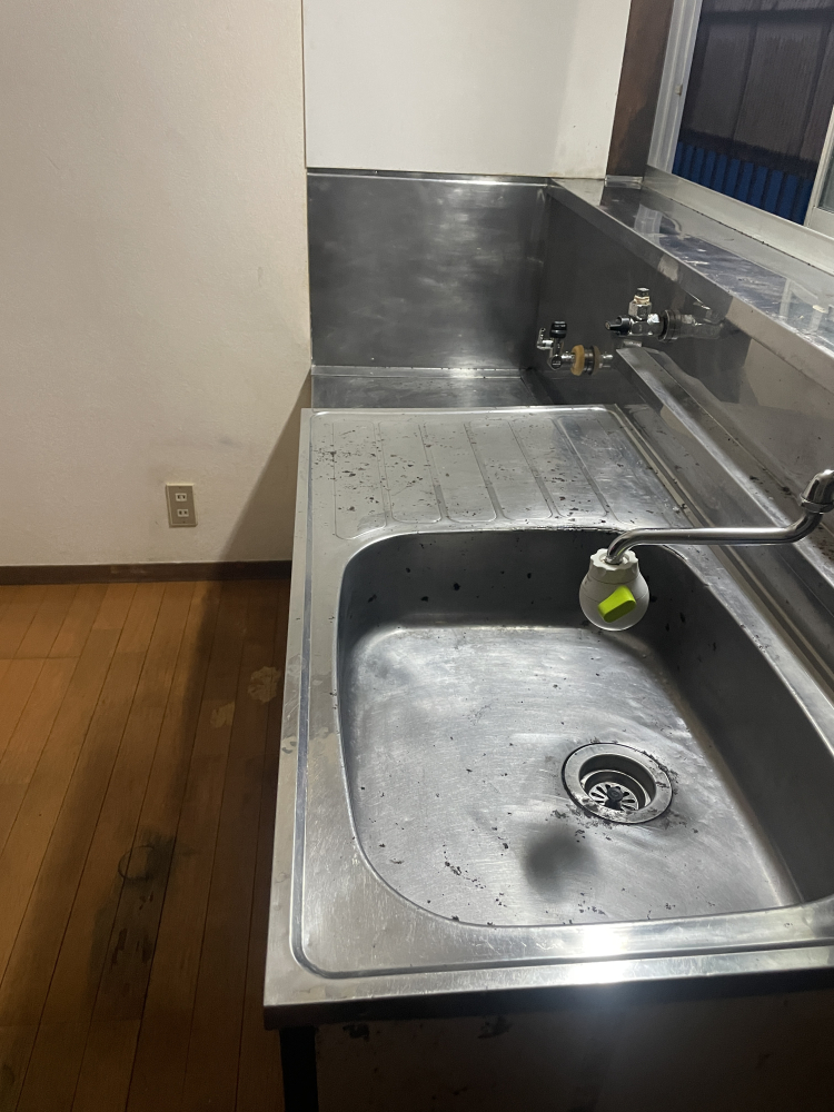 神奈川県横浜市青葉区青葉台のキッチンクリーニングの作業後1