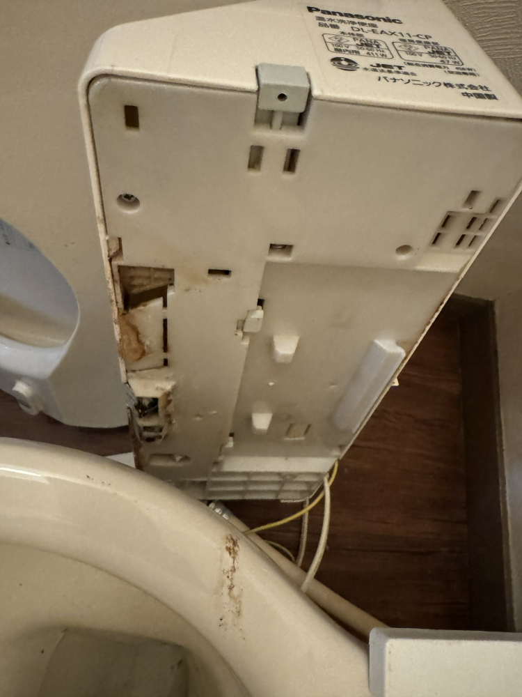 兵庫県神戸市垂水区のトイレクリーニングの作業前1