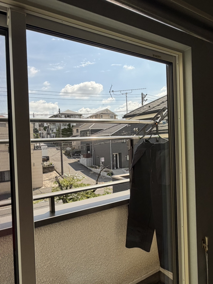 千葉県松戸市小金原の窓ガラス・サッシクリーニングの作業後1
