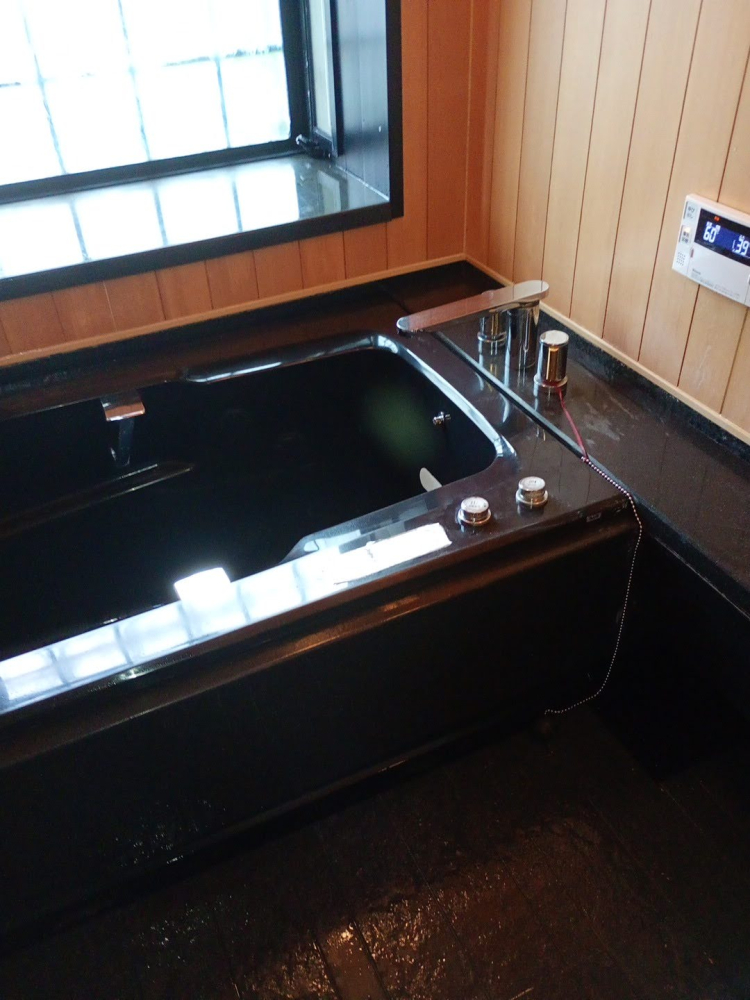 愛知県豊田市幸町下郷中の浴室・お風呂クリーニングの作業後1
