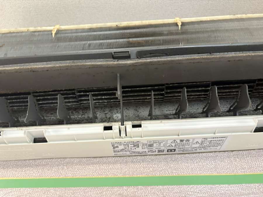 愛知県大府市追分町の壁掛けエアコンの作業前1