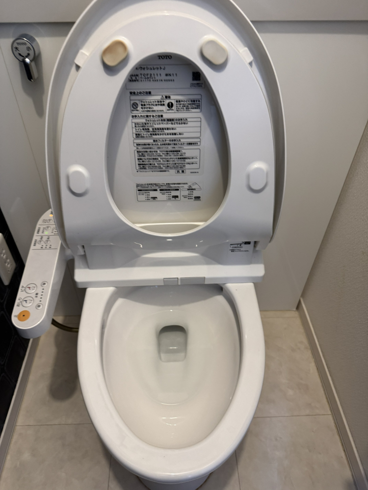 兵庫県姫路市のトイレクリーニングの作業後1