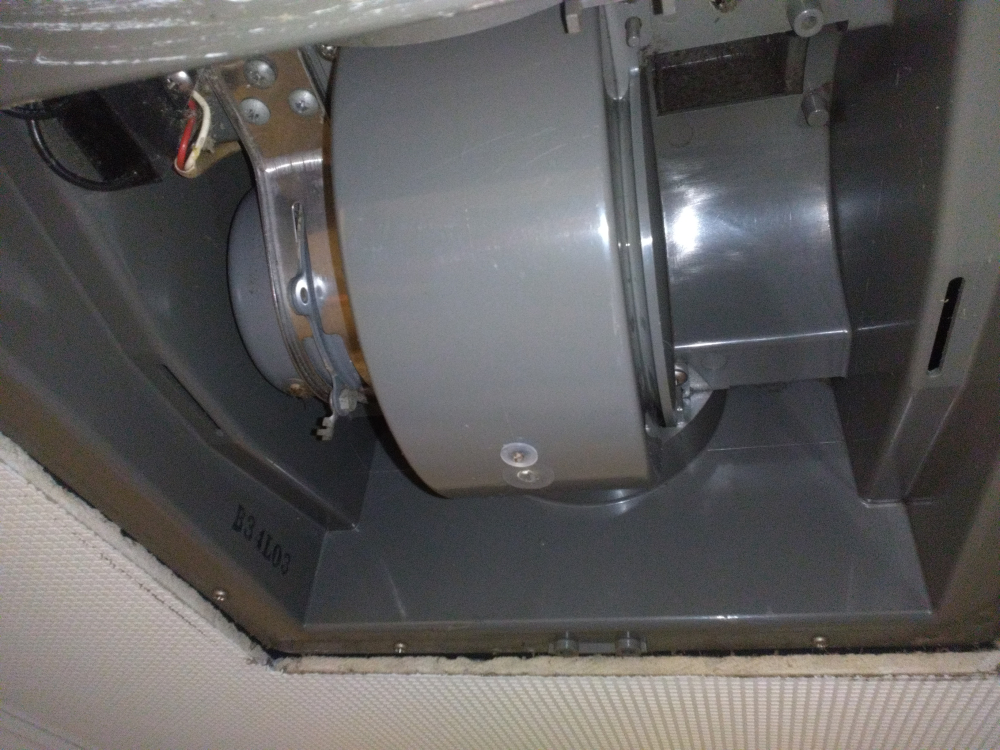 東京都青梅市東青梅のトイレクリーニングの作業後1