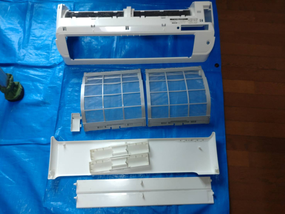 東京都杉並区西荻南のお掃除機能付きエアコンの作業前3