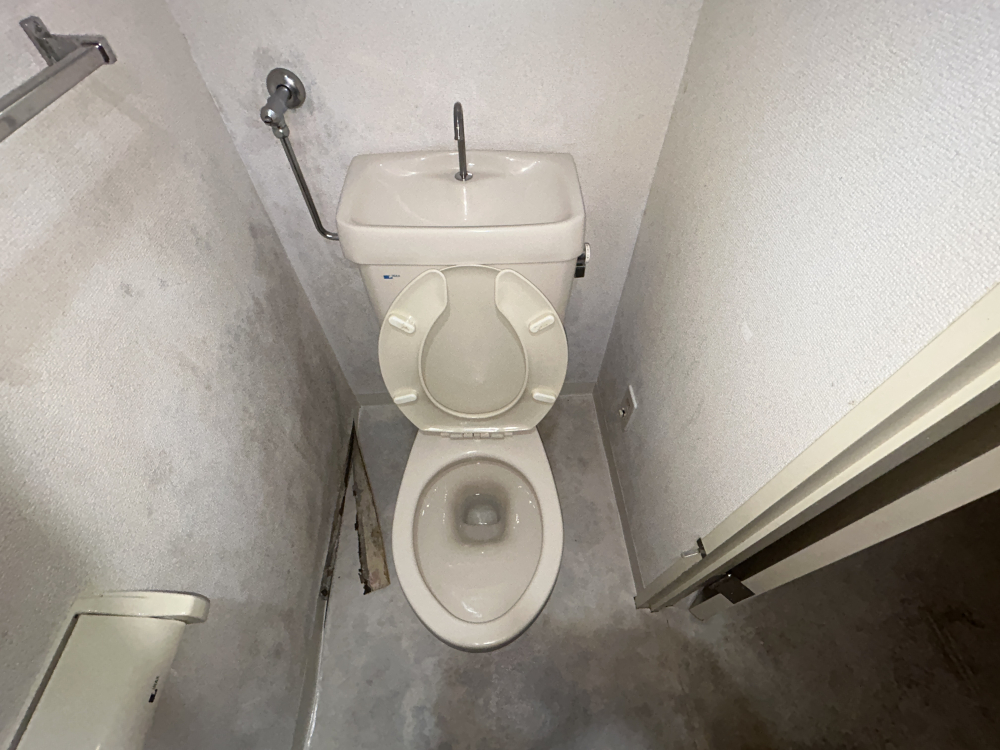 北海道札幌市手稲区手稲本町のトイレクリーニングの作業後1