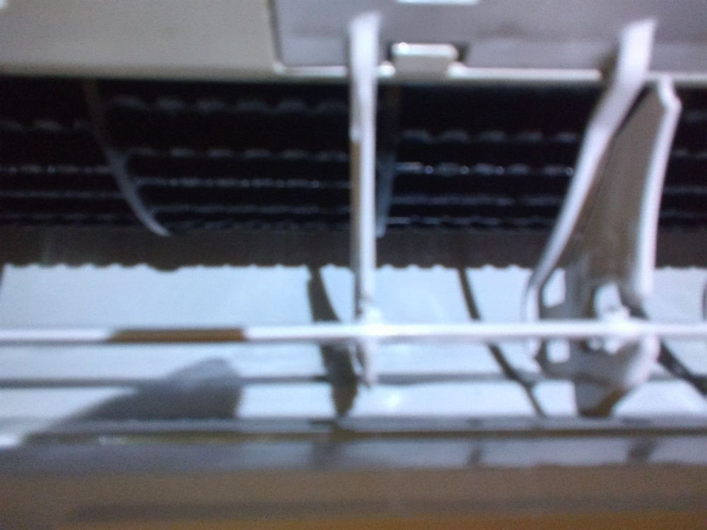 千葉県船橋市のお掃除機能付きエアコンの作業後1