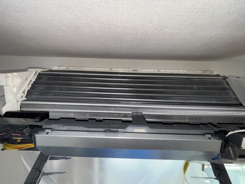 埼玉県川口市のお掃除機能付きエアコンの作業後1