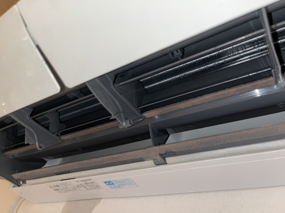 東京都三鷹市上連雀のお掃除機能付きエアコンの作業後2