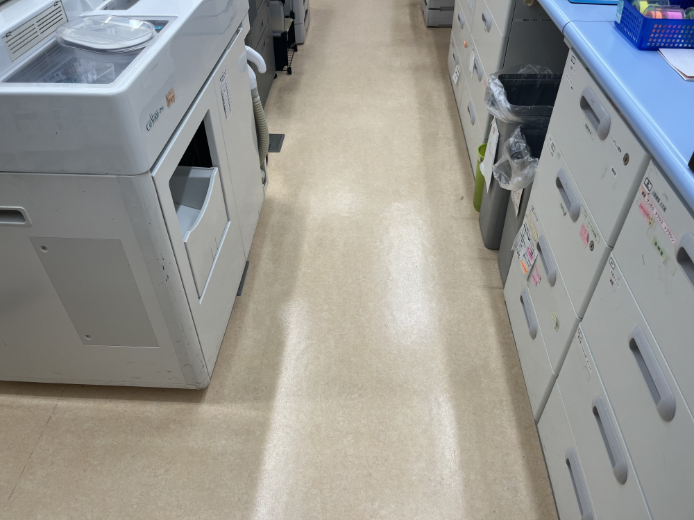 東京都小平市学園西町の医療・介護施設清掃の作業前2