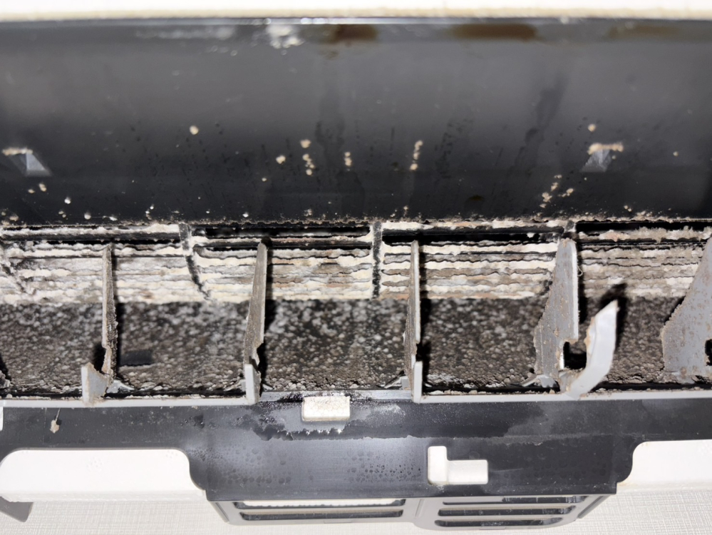 千葉県茂原市の壁掛けエアコンの作業前1