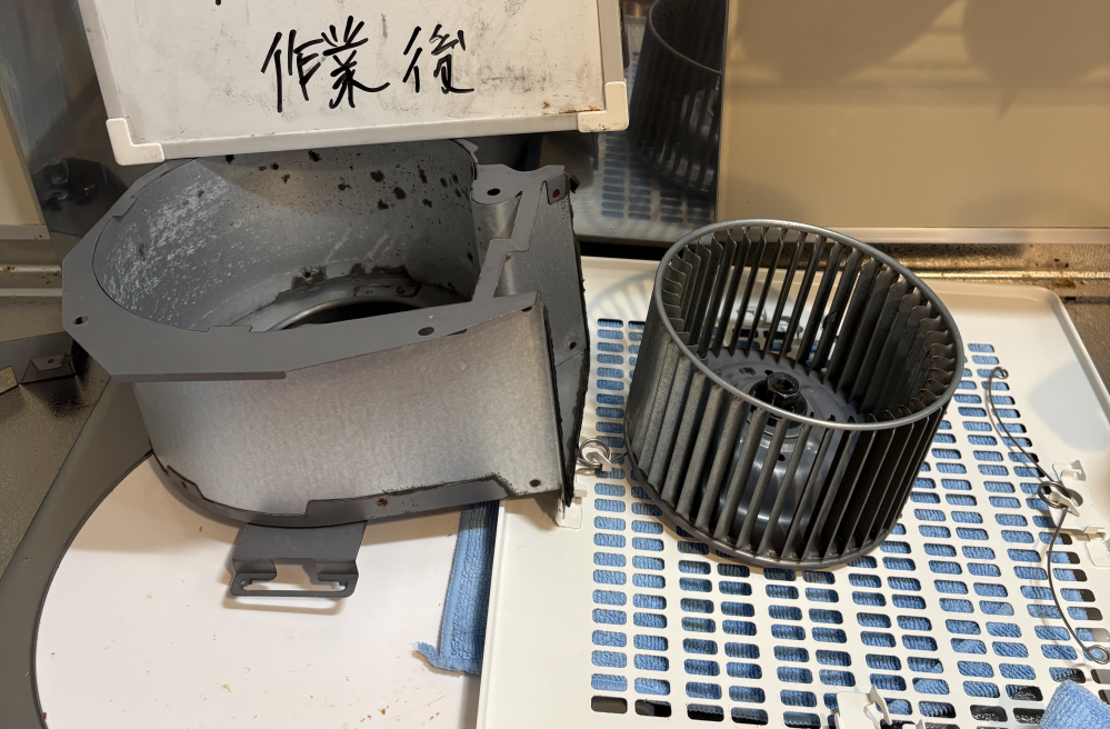 静岡県浜松市中央区のレンジフードクリーニングの作業後1