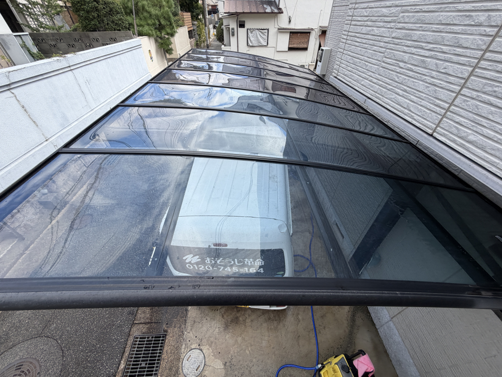 兵庫県川西市大和西のベランダ・バルコニークリーニングの作業後2
