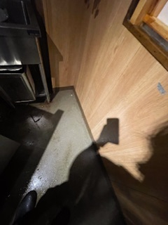東京都世田谷区三軒茶屋の店舗清掃の作業後1