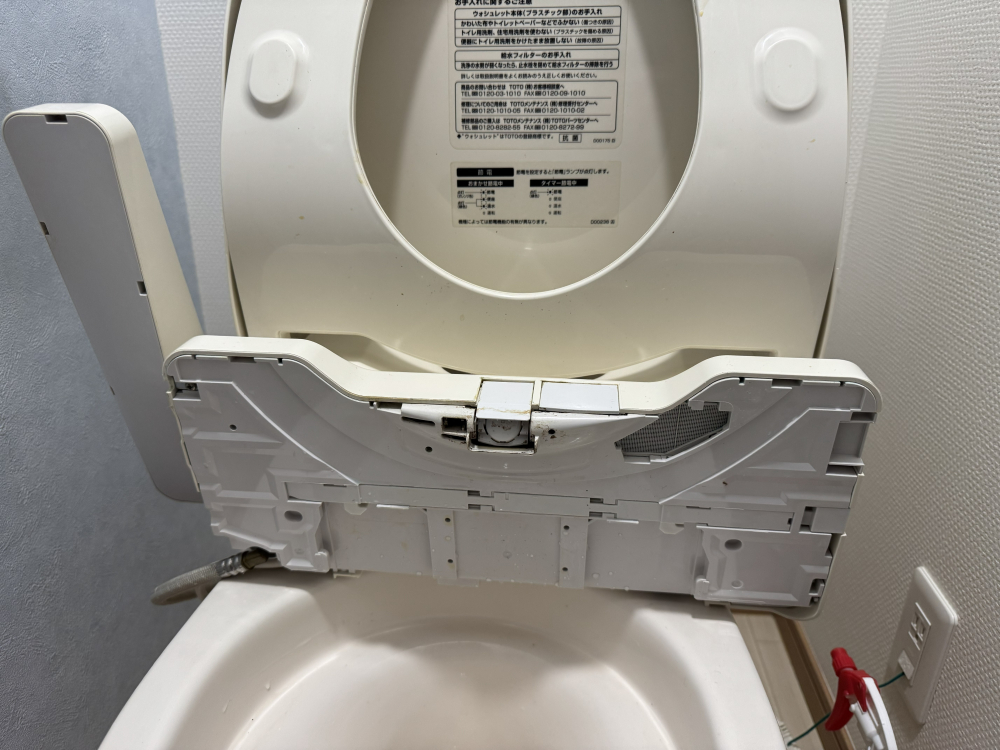 兵庫県明石市のトイレクリーニングの作業後1