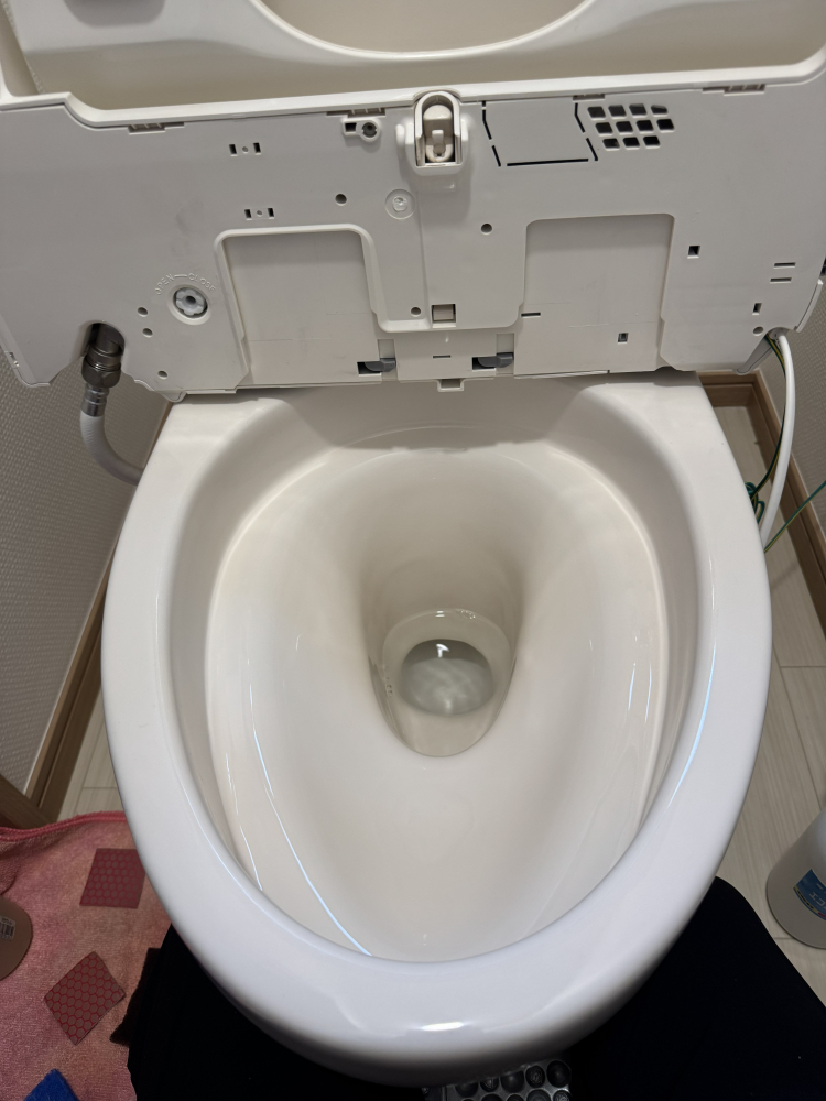 兵庫県明石市のトイレクリーニングの作業後1