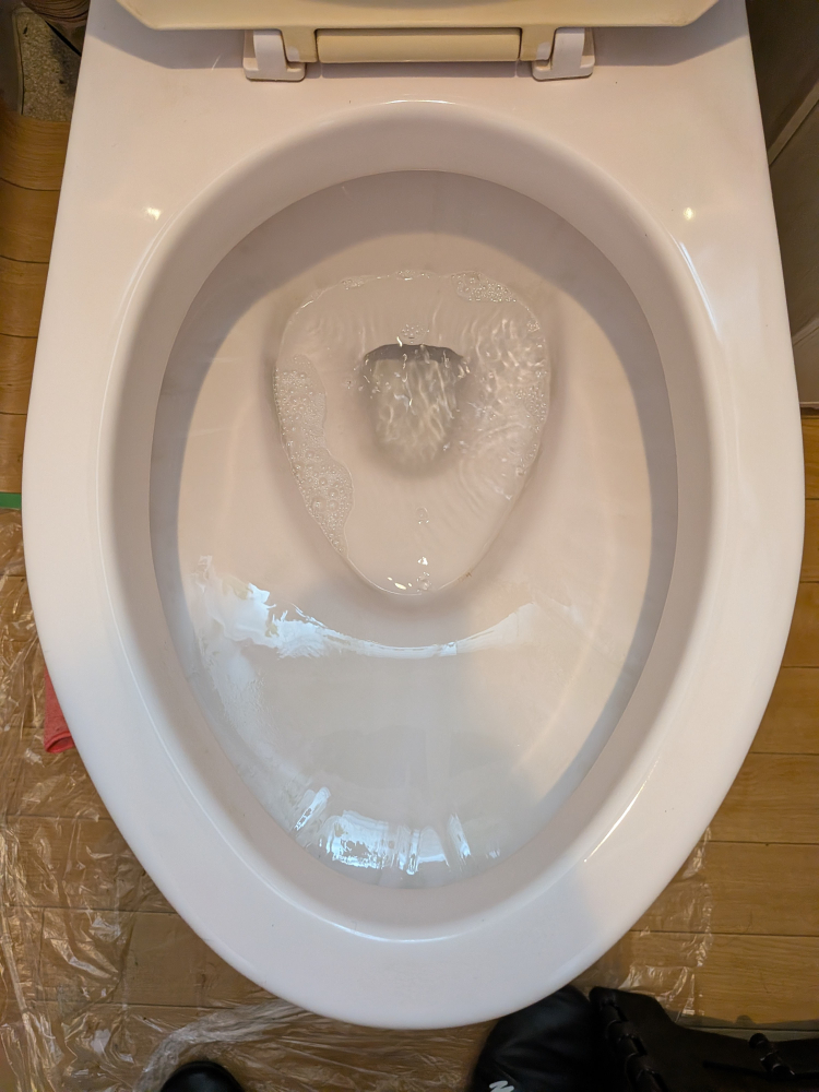 鹿児島県鹿児島市のトイレクリーニングの作業後1