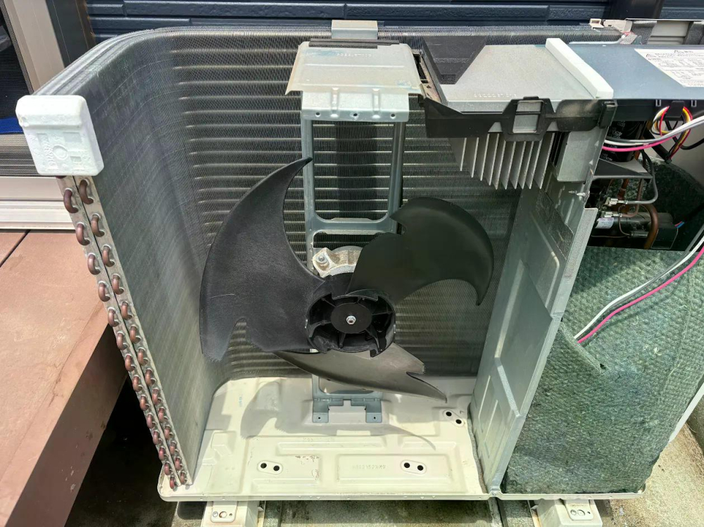 千葉県印西市千葉ニュータウンの壁掛けエアコンの作業後3