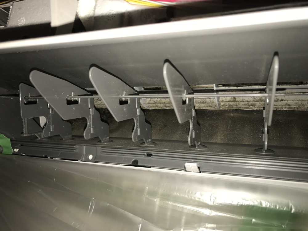 東京都小平市鈴木町のお掃除機能付きエアコンの作業前1