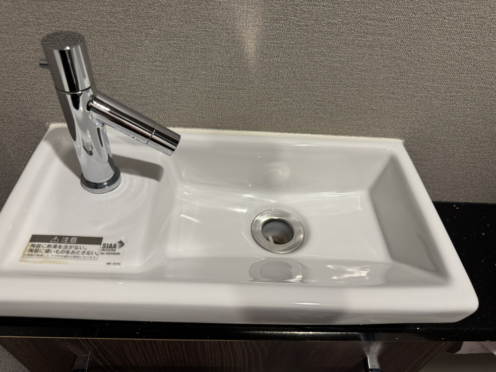 大阪府大阪市北区のトイレクリーニングの作業後1