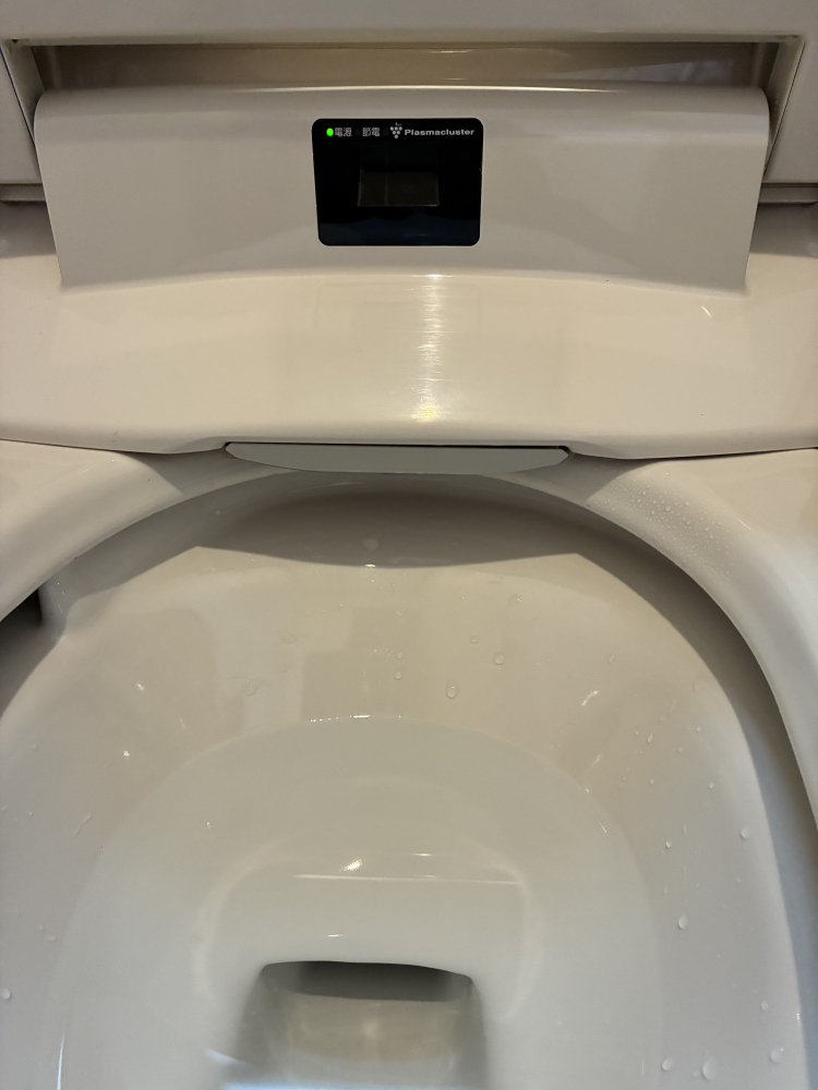 奈良県奈良市のトイレクリーニングの作業後2