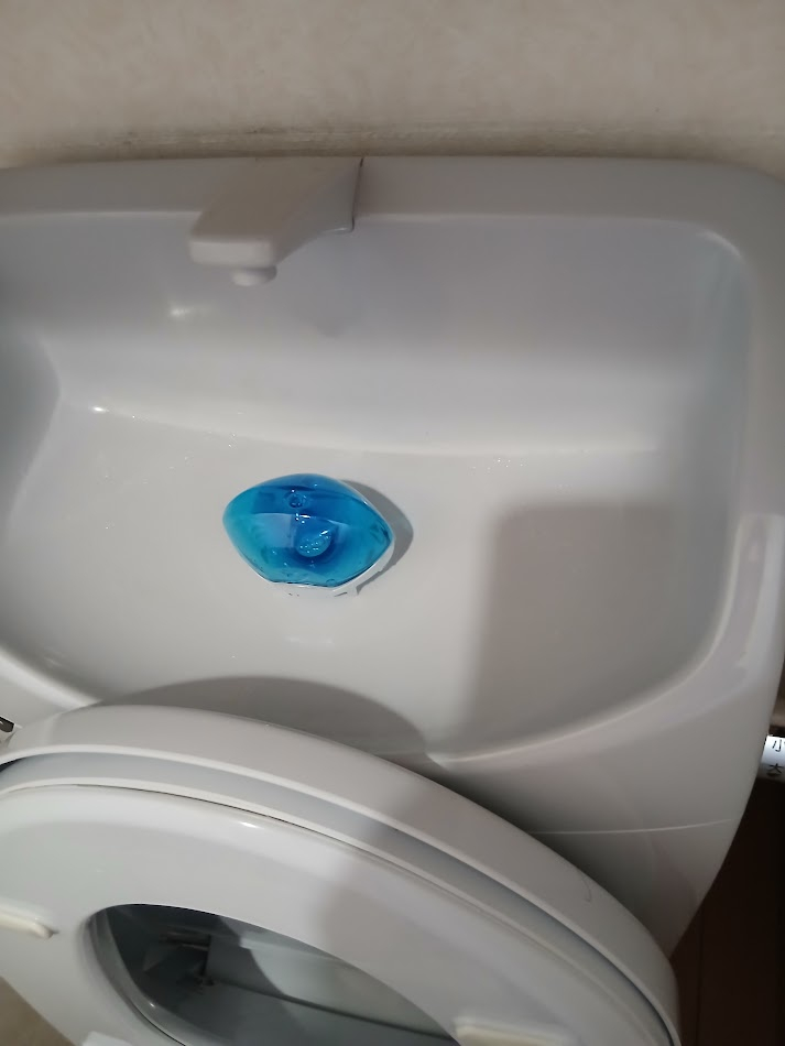 神奈川県横浜市鶴見区のトイレクリーニングの作業後2