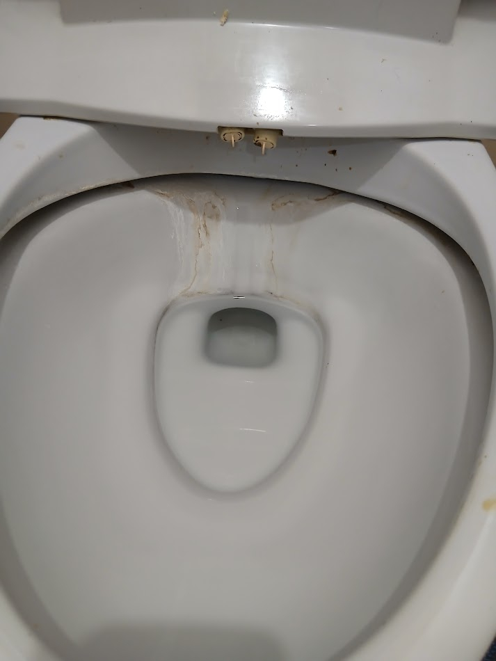 神奈川県横浜市鶴見区のトイレクリーニングの作業前1