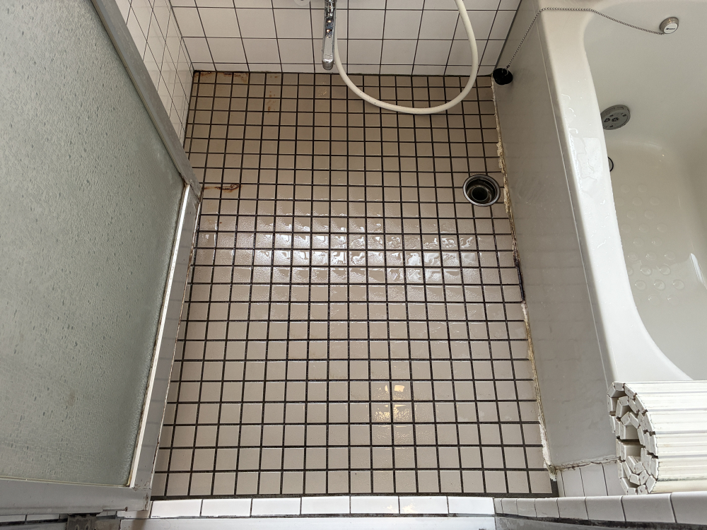 神奈川県川崎市多摩区東生田の浴室・お風呂クリーニングの作業後1