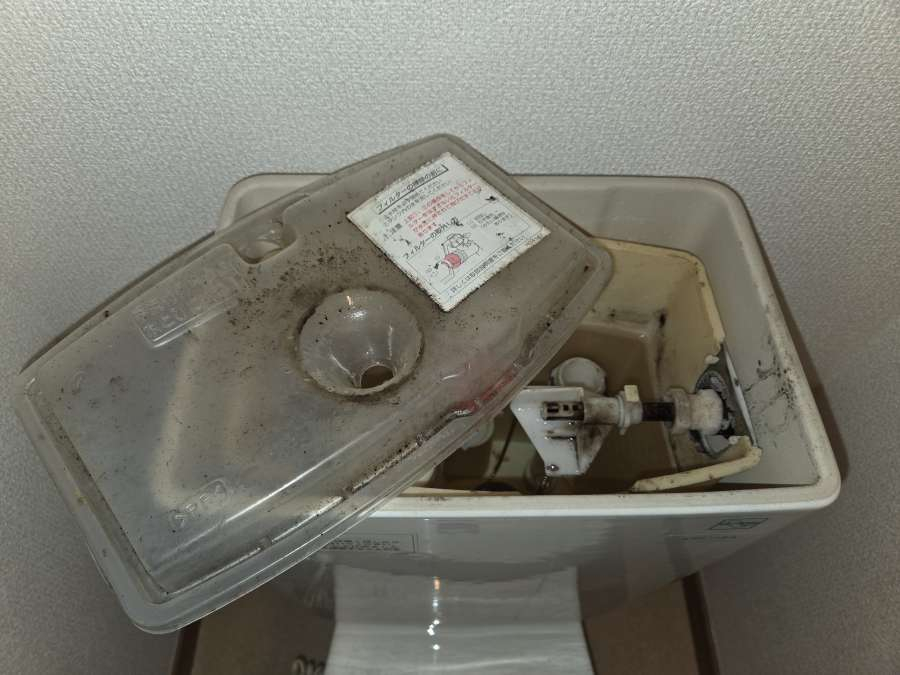 東京都大田区のトイレクリーニングの作業前1