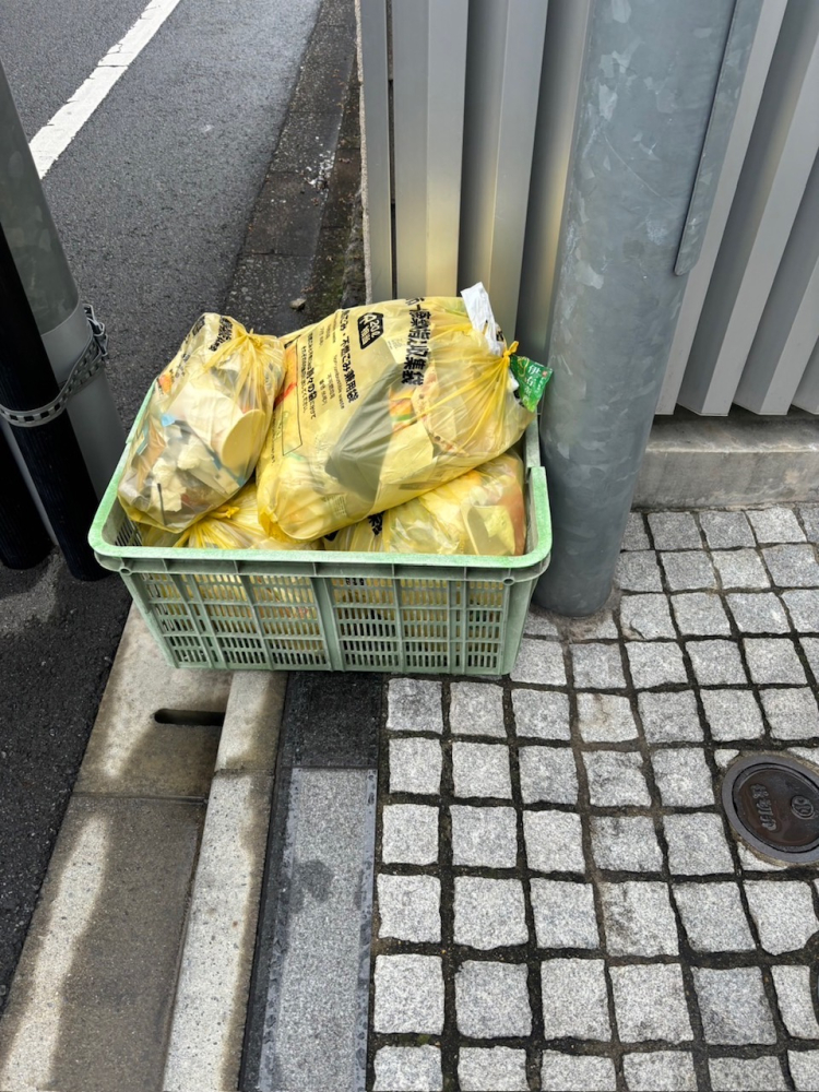 東京都西東京市ひばりが丘のビル・マンション共用部清掃の作業前1