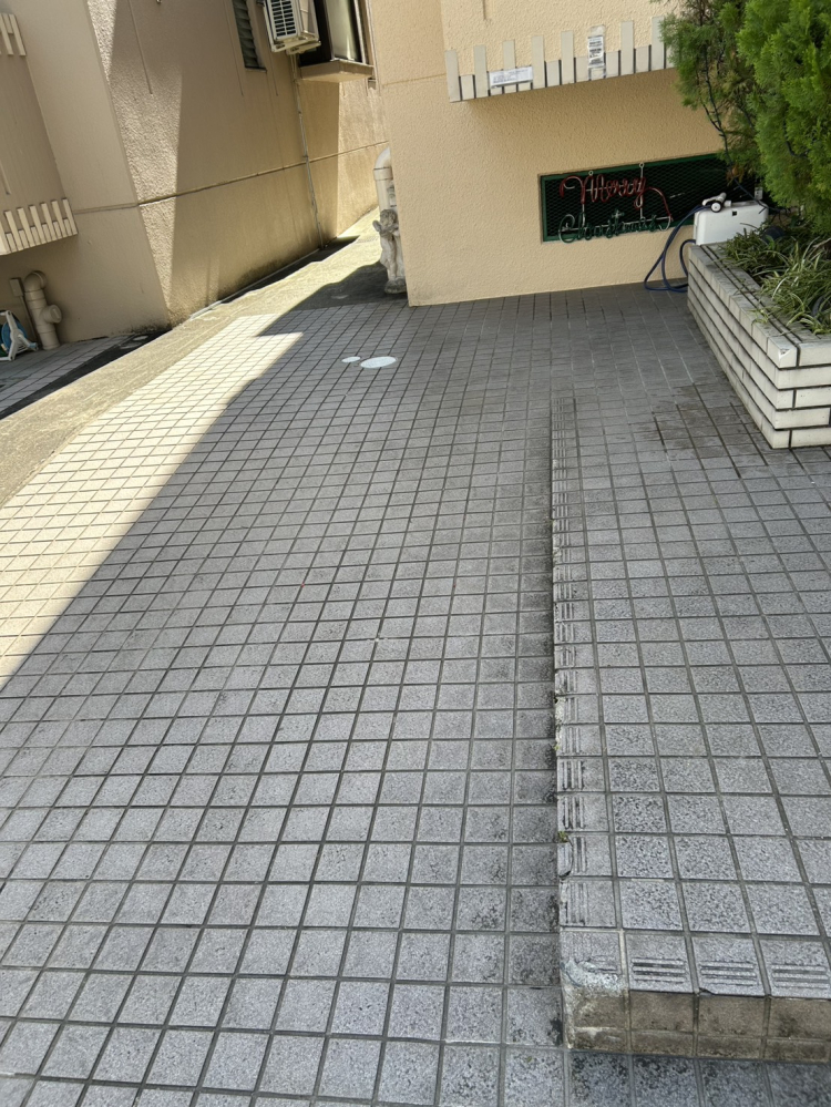 兵庫県西宮市のビル・マンション共用部清掃の作業後1