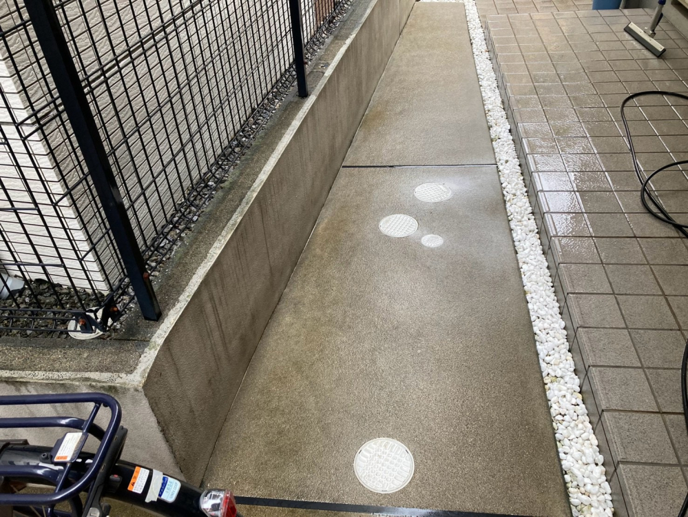 東京都世田谷区三軒茶屋のビル・マンション共用部清掃の作業後1